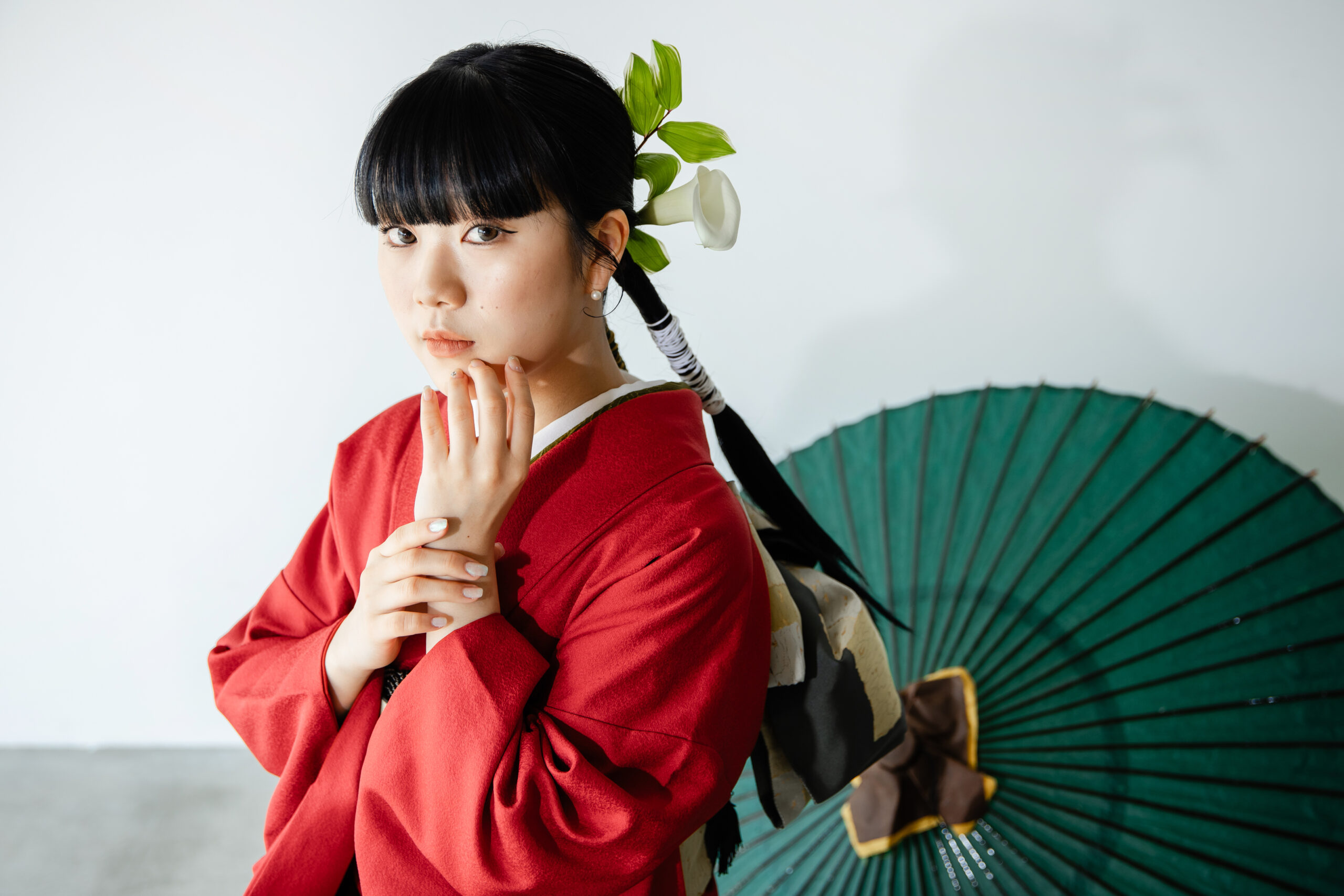 富山のキモノコアラのスタジオで振袖をレンタルして前撮りの撮影を行なった20歳の女の子