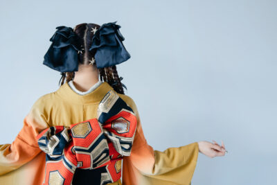 富山のキモノコアラのスタジオで振袖をレンタルして前撮りの撮影を行なった20歳の女の子