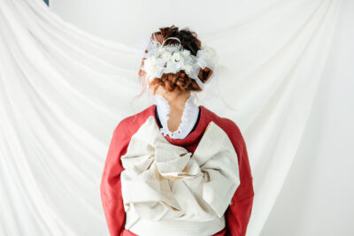 富山のキモノコアラのスタジオで振袖をレンタルして前撮りの撮影を行なった20歳の女の子