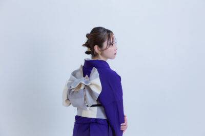 富山のキモノコアラのスタジオで振袖をレンタルして前撮りの撮影を行なった20歳の女の子