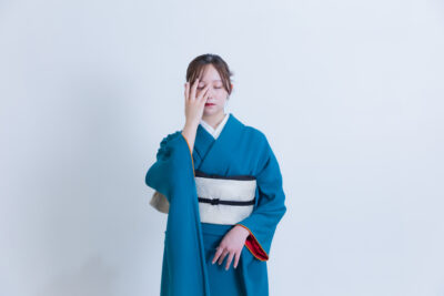 富山のキモノコアラのスタジオで振袖をレンタルして前撮りの撮影を行なった20歳の女の子
