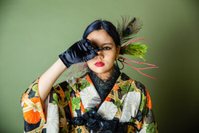 富山のキモノコアラのスタジオで振袖をレンタルして前撮りの撮影を行なった20歳の女の子