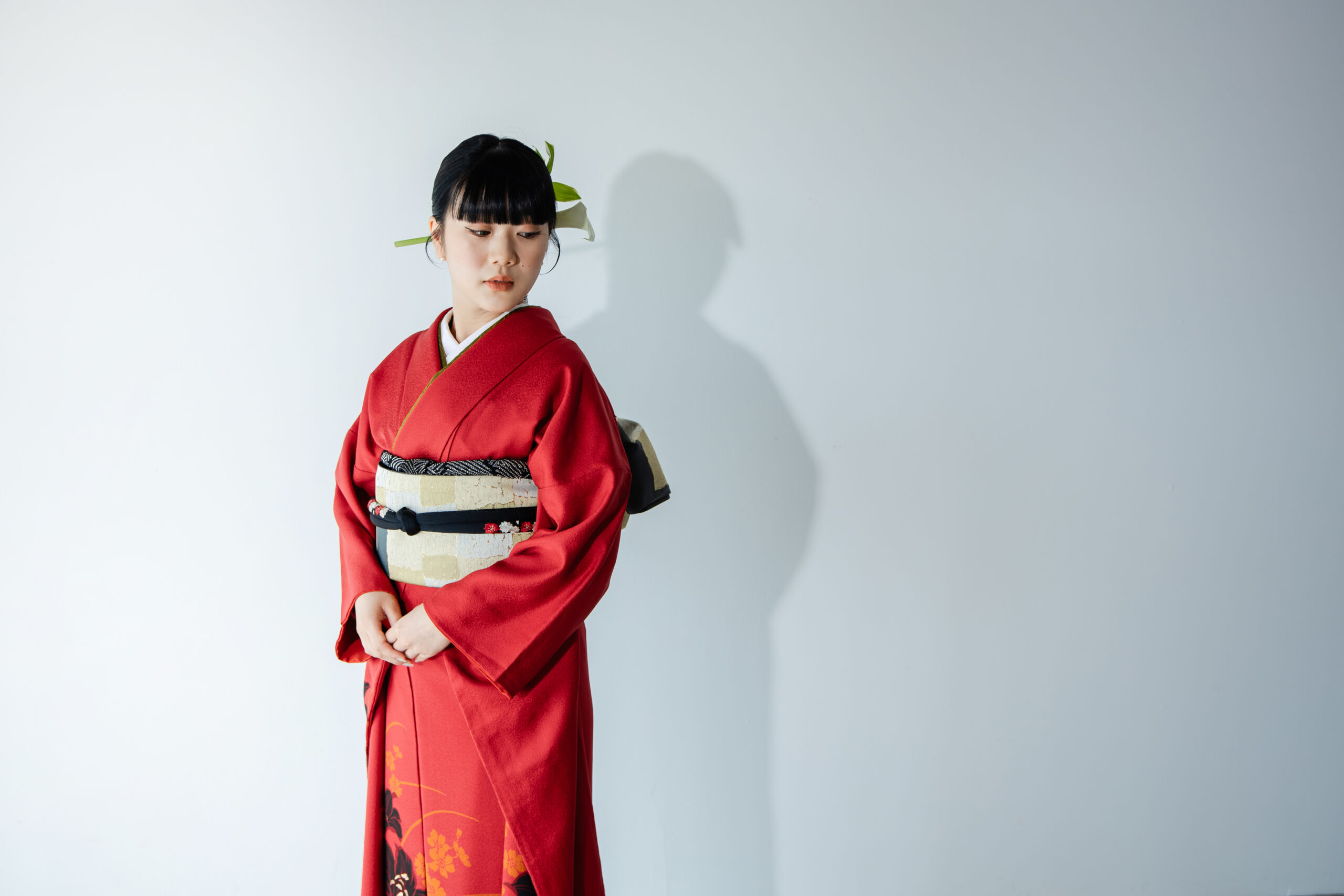 富山のキモノコアラのスタジオで振袖をレンタルして前撮りの撮影を行なった20歳の女の子