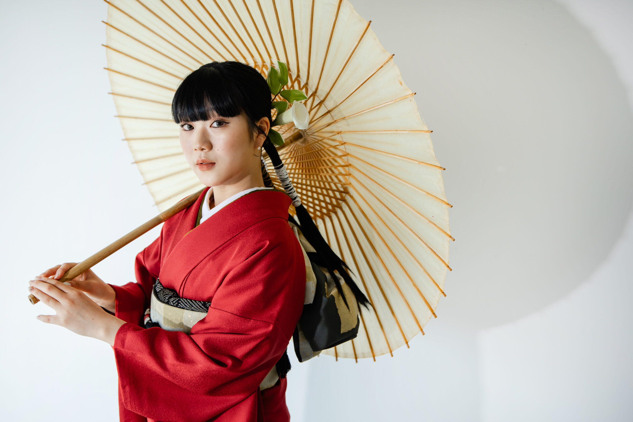 富山のキモノコアラのスタジオで振袖をレンタルして前撮りの撮影を行なった20歳の女の子